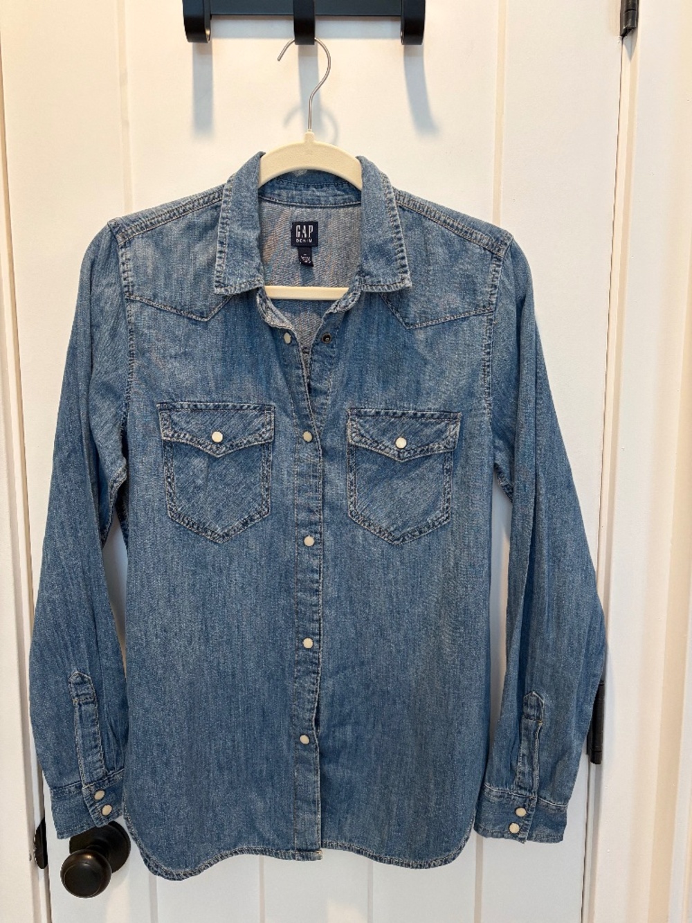 Denim Snap Front Western Shirt by Gap Size M